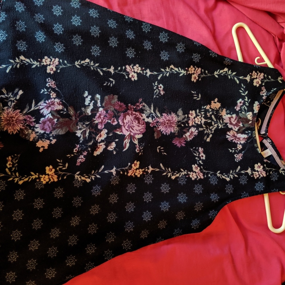 Blue floral tank top